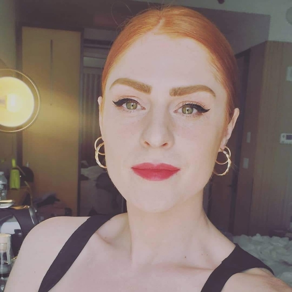 Meet your Posher, Carin - Picture 1 of 1